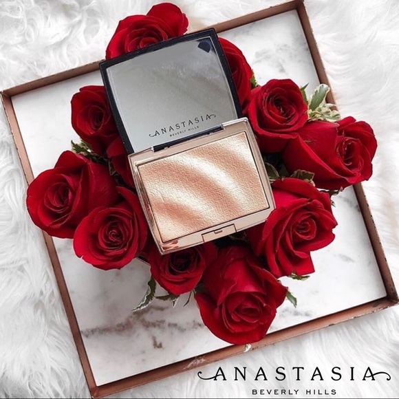 ✨BNIB AUTH Anastasia AMREZY Highlighter - Picture 8 of 8